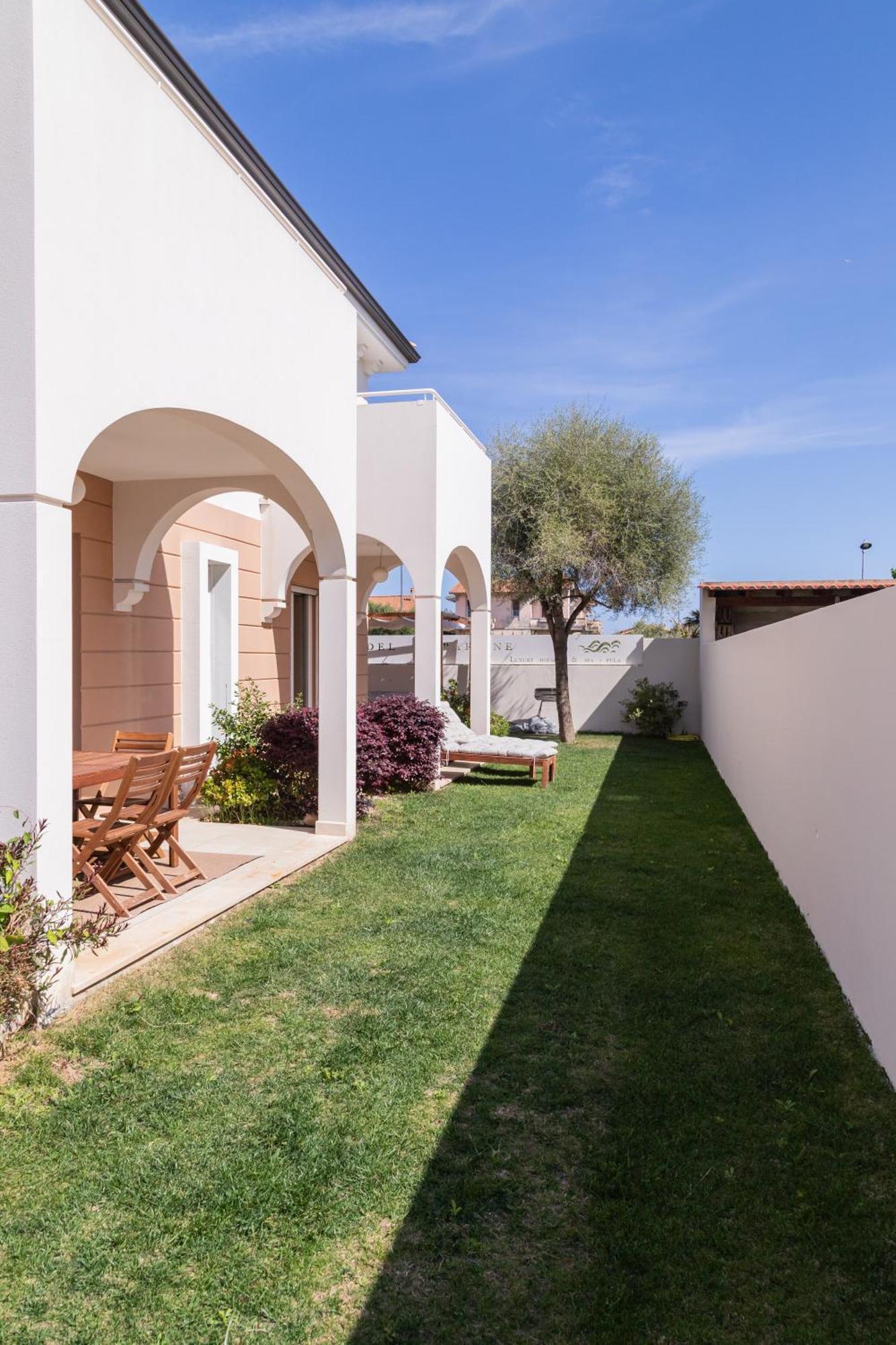 Residenza Del Barone Luxury House - Pula, Sardegna Daire Dış mekan fotoğraf