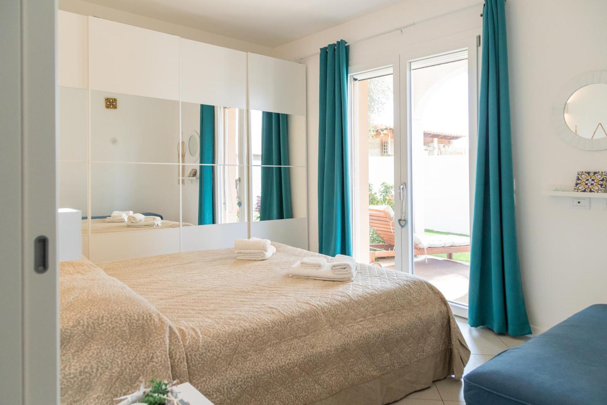 Residenza Del Barone Luxury House - Pula, Sardegna Daire Dış mekan fotoğraf
