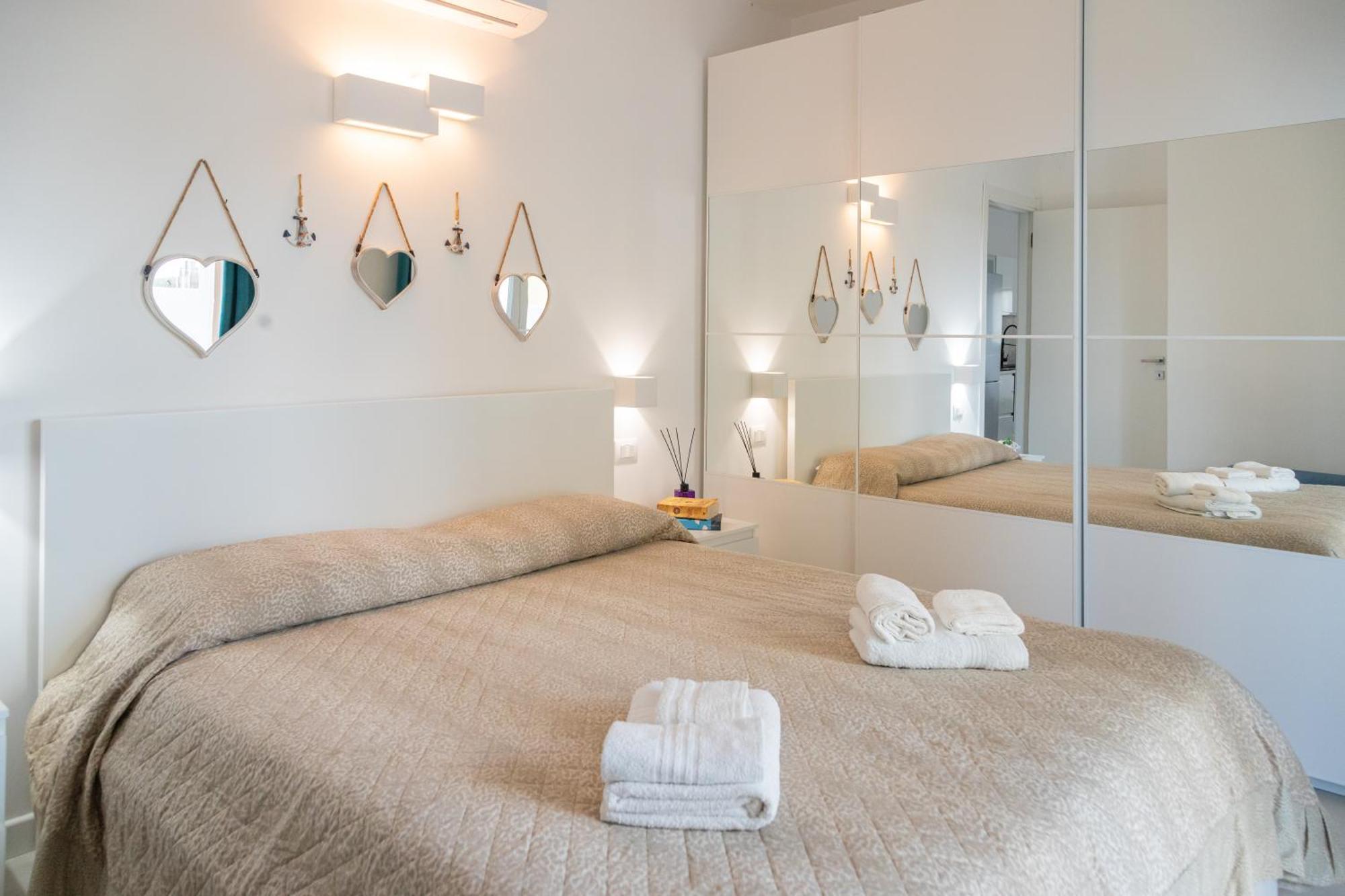 Residenza Del Barone Luxury House - Pula, Sardegna Daire Dış mekan fotoğraf