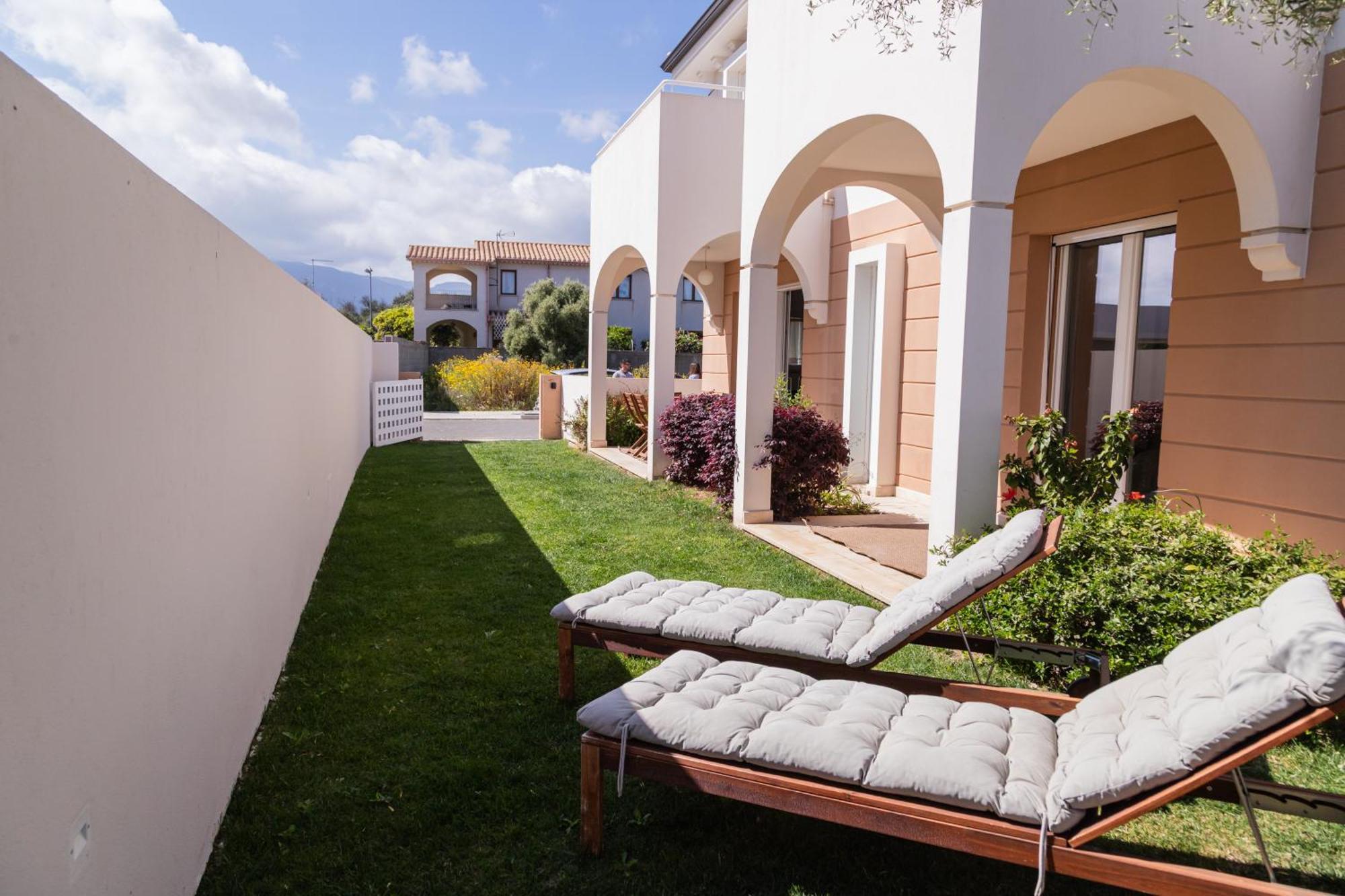 Residenza Del Barone Luxury House - Pula, Sardegna Daire Dış mekan fotoğraf
